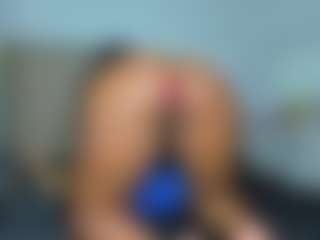 nikizum's Live Sex Cam Show