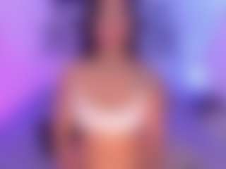 Louane Bour's Live Sex Cam Show