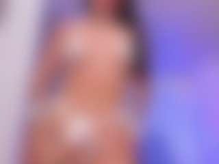 Live cam show with Louane Bour - Shaved on Camsoda
