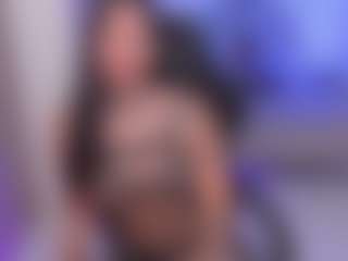Live cam show with Louane Bour - Oil on Camsoda