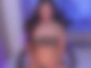 Live cam show with Louane Bour - Shaved on googirlz