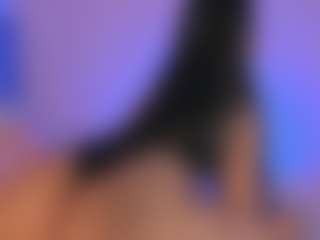 Live cam show with Sari Garcia - Toys on livesuperchat.net
