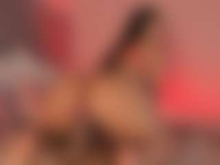 Live cam show with Sari Garcia - BBW Dildo on Camsoda