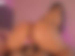 Sari Garcia's Live Sex Cam Show