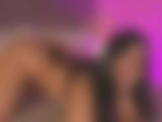 Live cam show with Sari Garcia - Sexy on Dare Cams