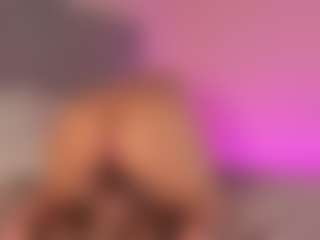 Live cam show with Sari Garcia - Fantasy on Camsoda