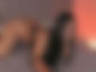Live cam show with Sari Garcia - Big Tits Brown Hair on Camsoda