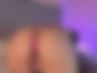 Sari Garcia's Live Sex Cam Show