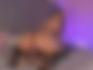 Live cam show with Sari Garcia - Sexwebcam BBW on Milfs Live