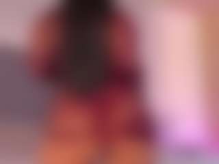 Live cam show with Sari Garcia - Handjob on sexylivex.com