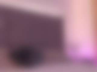 Live cam show with Sari Garcia - Fingers on alttransgirls