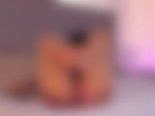 Sari Garcia's Live Sex Cam Show