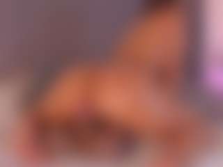 Live cam show with Sari Garcia - Amateur Toys on hrnylive.com
