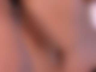 Live cam show with Sari Garcia - Petite on fuck-show.com