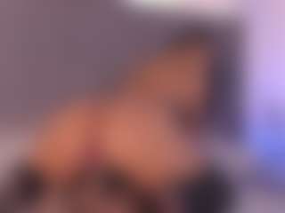 Sari Garcia's Live Sex Cam Show