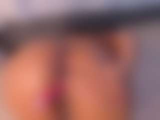 Sari Garcia's Live Sex Cam Show