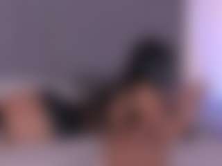 Live cam show with Sari Garcia - Curvy Teen (18+) on camwithhim.com