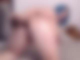 Live cam show with marshmellouw - Dildo on Dolls Live