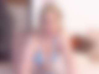 marshmellouw's Live Sex Cam Show