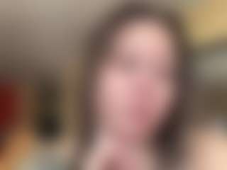 Live cam show with WORLD'S GREATEST COCK RATER - Cougar on Camsoda