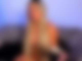 Live cam show with sarahowens - Spank on Camsoda