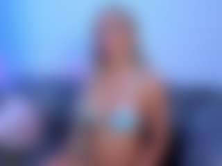 Live cam show with sarahowens - Spank Blonde Hair on Camsoda