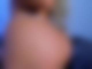Live cam show with sarahowens - Spank Blonde Hair on Camsoda