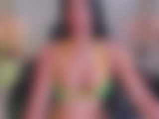 xcarlet milf's Live Sex Cam Show