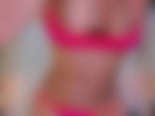 xcarlet milf's Live Sex Cam Show