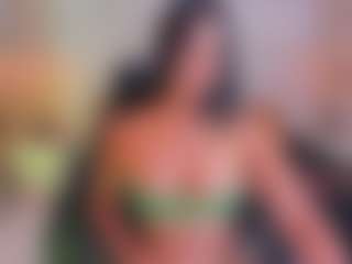 xcarlet milf's Live Sex Cam Show