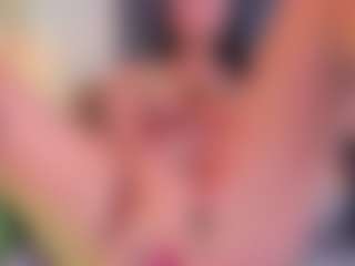 xcarlet milf's Live Sex Cam Show