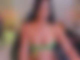 xcarlet milf's Live Sex Cam Show