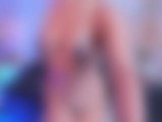 xcarlet milf's Live Sex Cam Show