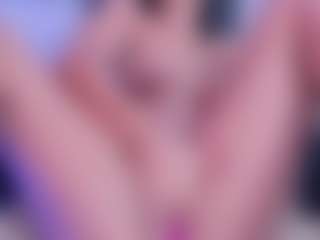 xcarlet milf's Live Sex Cam Show