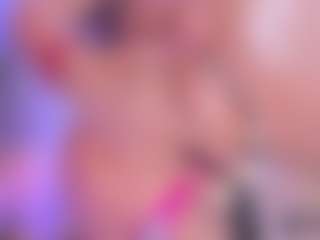 xcarlet milf's Live Sex Cam Show