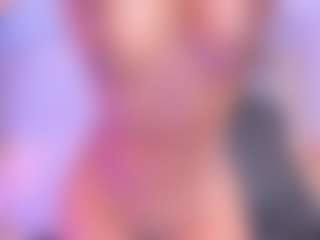 xcarlet milf's Live Sex Cam Show