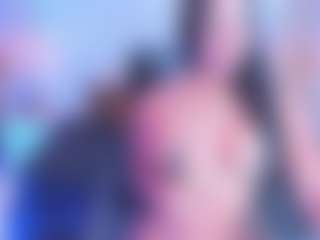 xcarlet milf MILF webcam performer live streaming