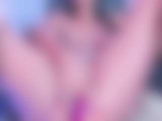 xcarlet milf's Live Sex Cam Show