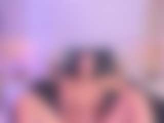 xcarlet milf's Live Sex Cam Show