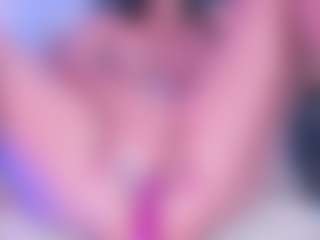 xcarlet milf's Live Sex Cam Show