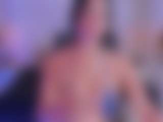 xcarlet milf's Live Sex Cam Show