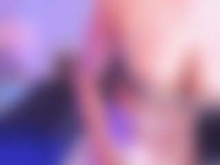 xcarlet milf's Live Sex Cam Show