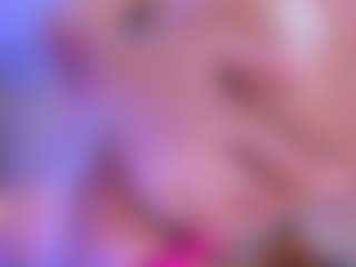 xcarlet milf's Live Sex Cam Show
