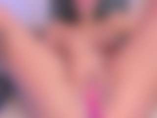 Live cam show with xcarlet milf - Flirt MILF on Mixed Magazine Live