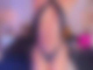 xcarlet milf's Live Sex Cam Show