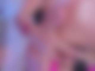 xcarlet milf's Live Sex Cam Show