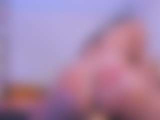 xcarlet milf MILF webcam performer live streaming