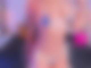 xcarlet milf's Live Sex Cam Show