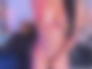 xcarlet milf's Live Sex Cam Show
