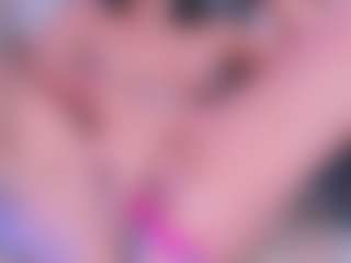 xcarlet milf's Live Sex Cam Show